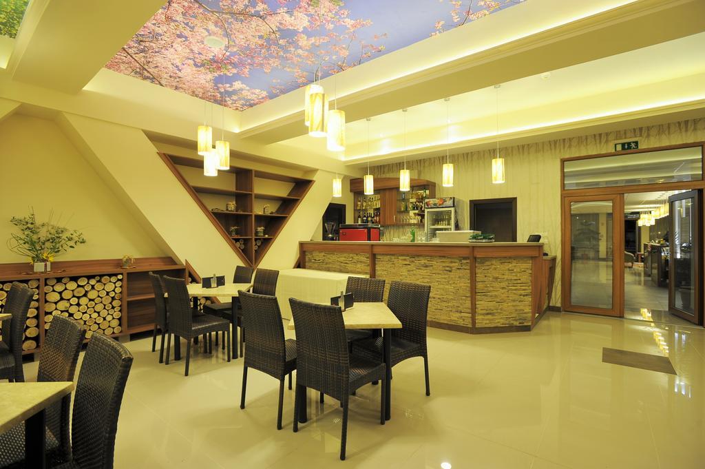 Park Hotel 3*
